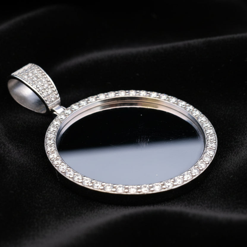 Moissanite 4.10 ctw Circle Memory Pendant