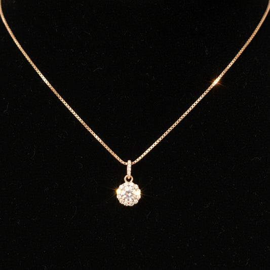 Moissanite 0.8 ctw Round Pendant
