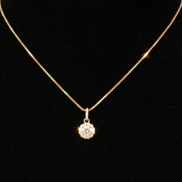 Moissanite 0.8 ctw Round Pendant