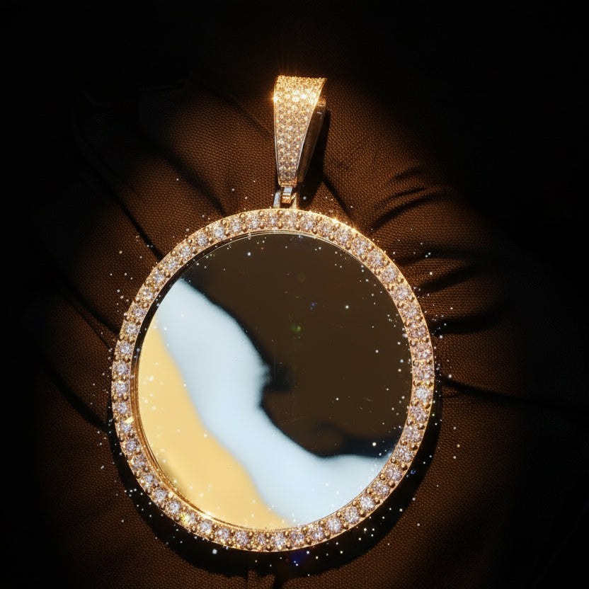 Moissanite 10.80 ctw Circle Memory Pendant