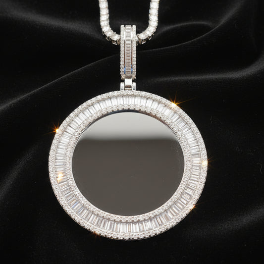 Moissanite 9.28 ctw Circle Memory Pendant