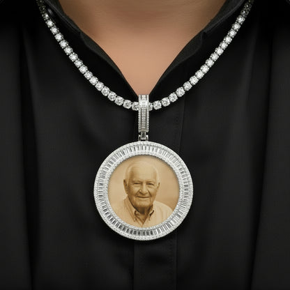 Moissanite 9.28 ctw Circle Memory Pendant