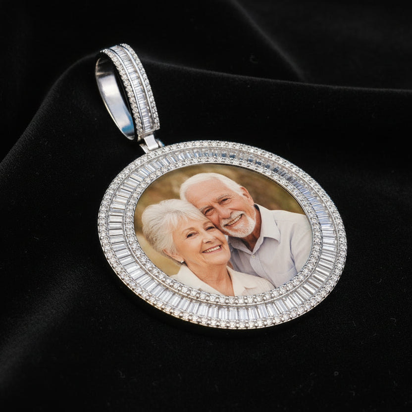 Moissanite 7.40 ctw Circle Memory Pendant