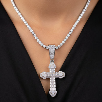 Moissanite 0.95 ctw Trefoil Cross Pendant