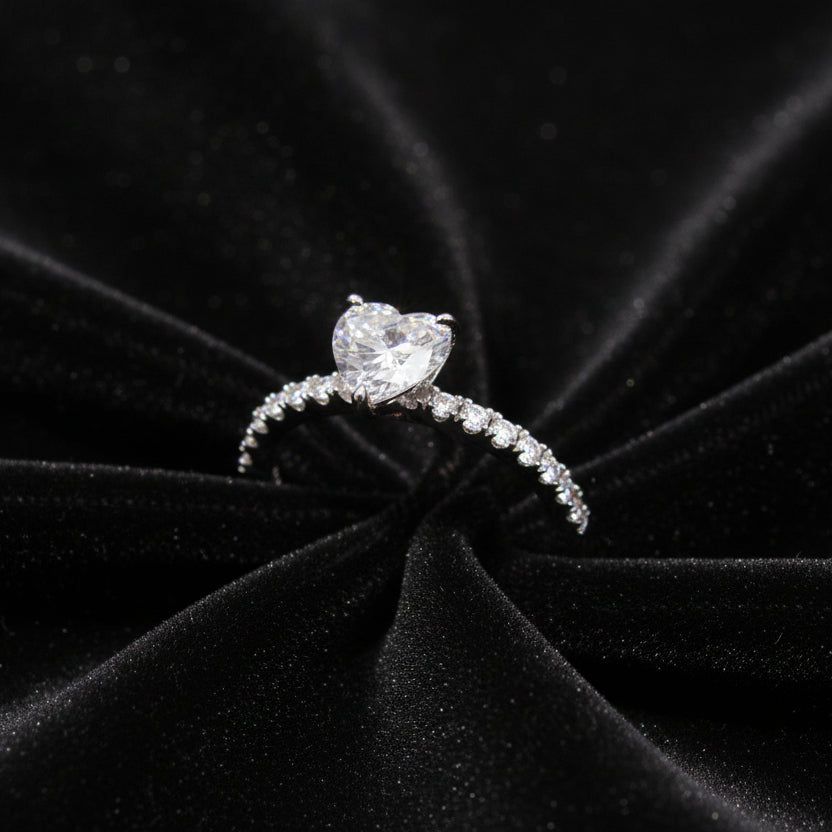 Moissanite 1.10 ctw Elegant Heart Ring