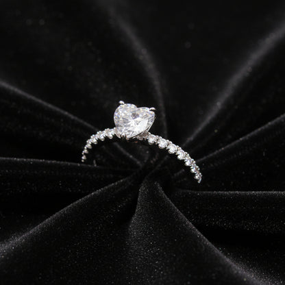 Moissanite 1.10 ctw Elegant Heart Ring