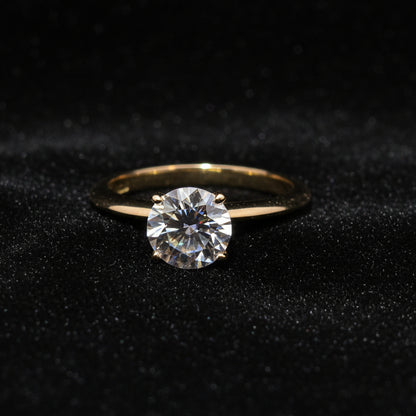 Moissanite 1.05 ctw Round Engagement Ring