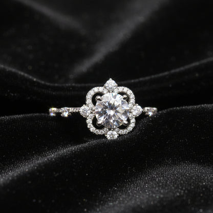 Moissanite 1.50 ctw Heart Shape Ring