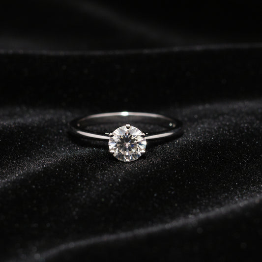 Moissanite 1.20 ctw Circle Ring