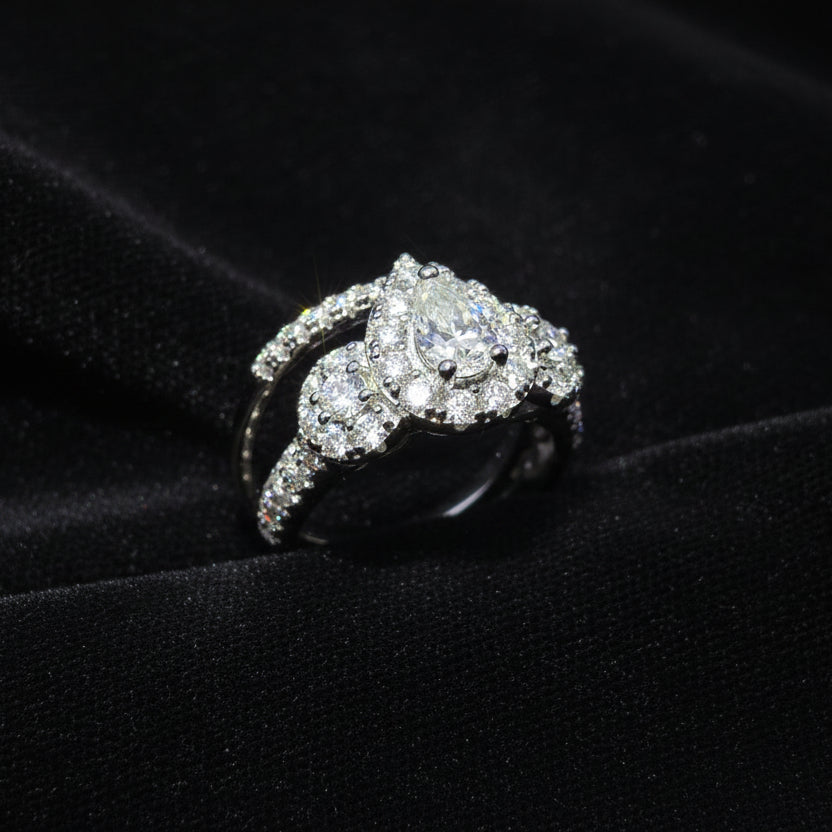 Moissanite 2.03 ctw Pear Shape 2in1 Ring