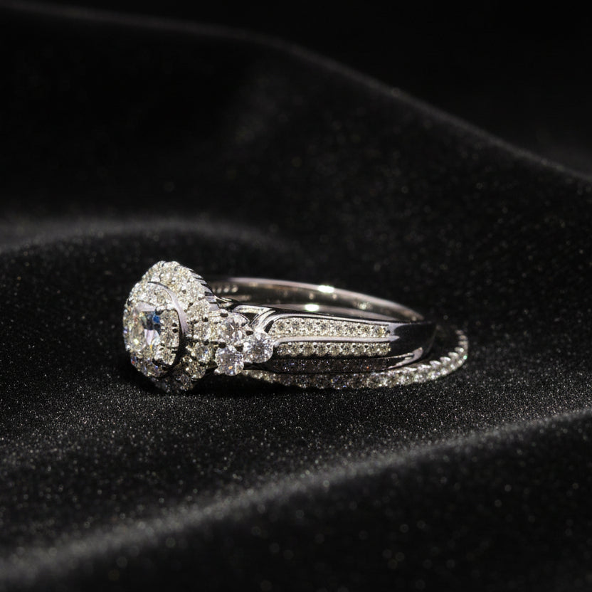 Moissanite 1.50 ctw Circle Ring